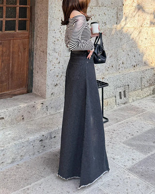 Classic Border Off-Shoulder Long Sleeve T-Shirt