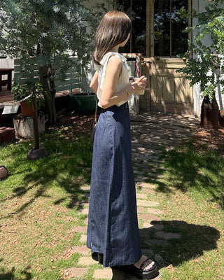One-shoulder polka dot sleeveless top