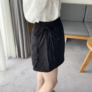Flower embossed shorts