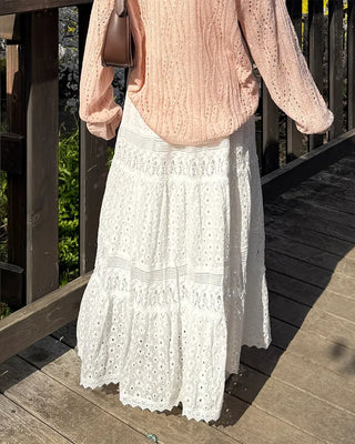 Lace punched long skirt