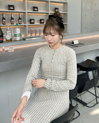 Button-detail ribbed long dress