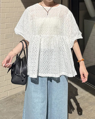 Balloon puff punching blouse
