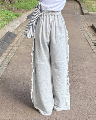 Side-frill sweatpants