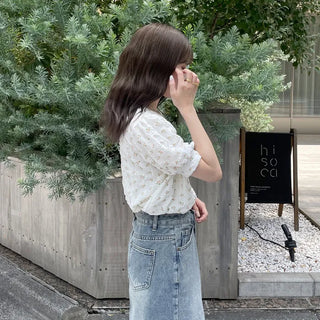 Flower pattern short-sleeved blouse