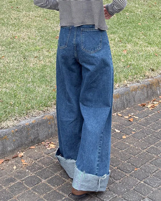 Side pintuck wide denim pants