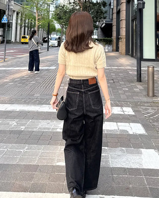 Round neck cable knit short sleeve knit