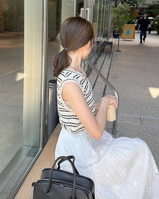 Border Round Neck Sleeveless