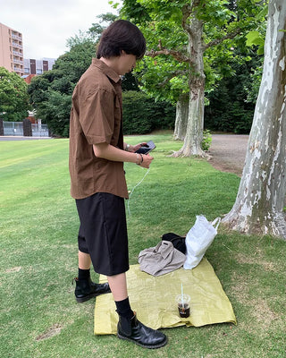 (Unisex) Back-strap Bermuda shorts