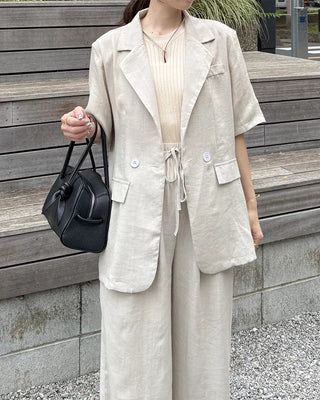 Simple jacket and slacks set