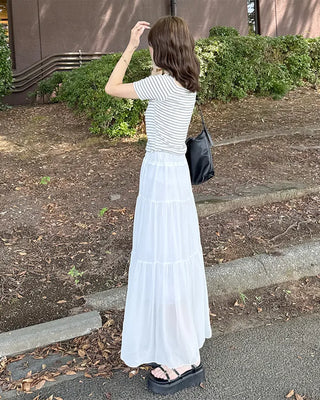 Striped short-sleeved off-shoulder T-shirt