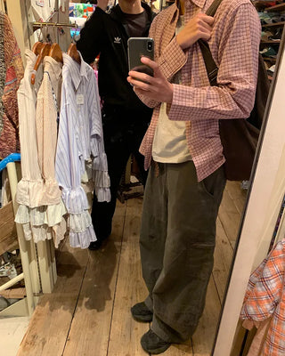 Simple checkered long-sleeved shirt
