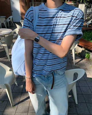 Casual striped short-sleeved T-shirt