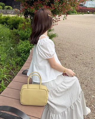 2-way ribbon strap blouse