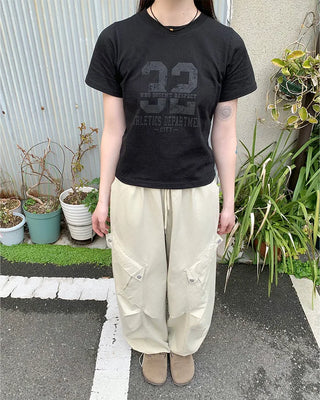 Cargo pants with elastic waistband and drawstring