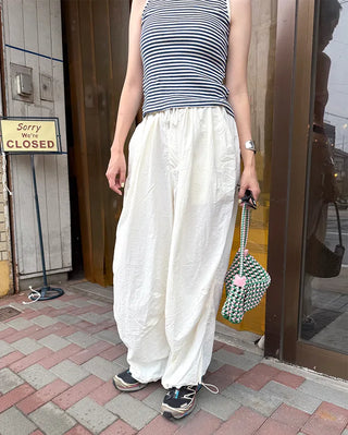 (Unisex) Back Elastic Wide Fit Nylon Pants