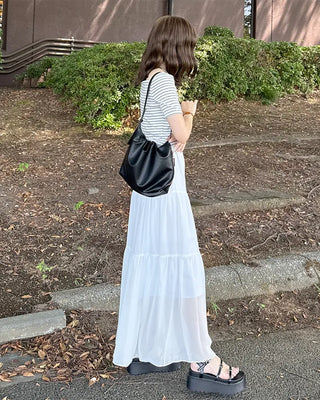 Striped short-sleeved off-shoulder T-shirt