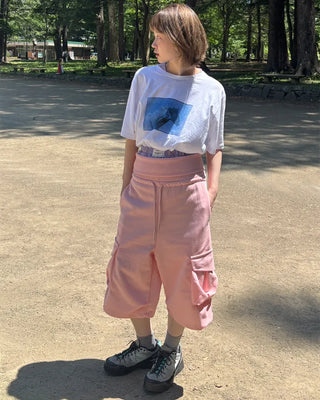 Wide-waist pocket Bermuda shorts