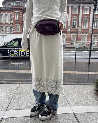 Lace-point skirt