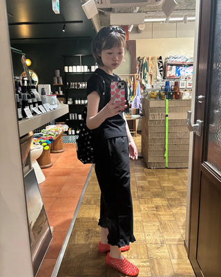 Frilled hem wide half pants