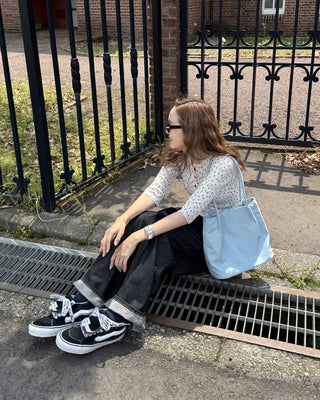 Wide-leg denim pants
