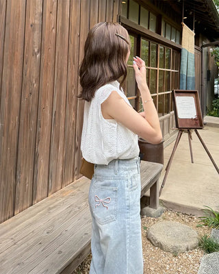 Wave Lace Sleeveless Shirt