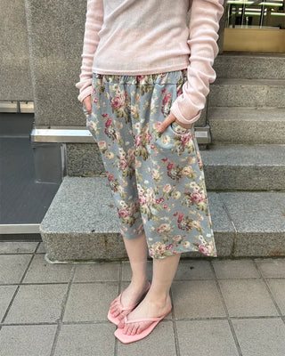 Flower pattern Bermuda shorts