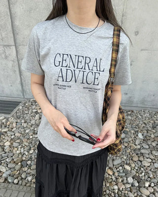 Simple black necklace