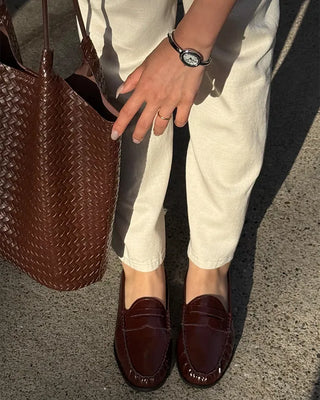 Round-toe simple loafers