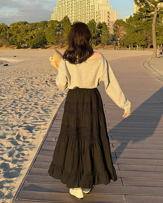 Simple off-shoulder sweatshirt