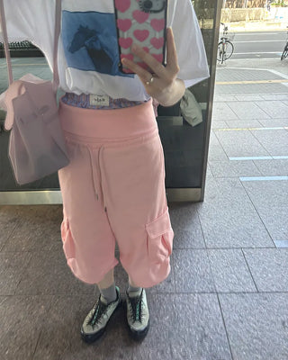 Wide-waist pocket Bermuda shorts