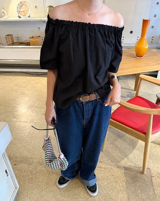 Wide-fit low-rise denim pants