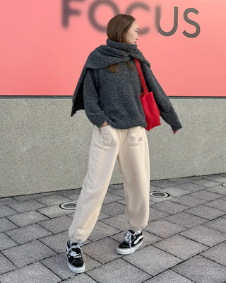 Fleece easy pants with pocket patch