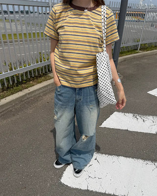 Multi-stripe half-sleeve T-shirt