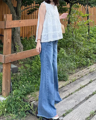 Slit detail denim pants