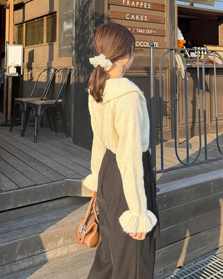 Frill collar cardigan