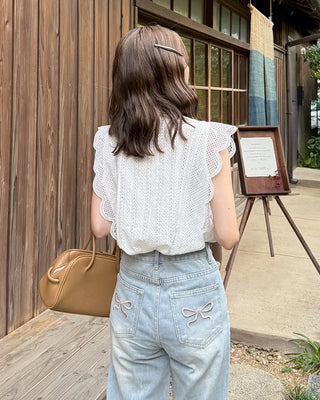 Wave Lace Sleeveless Shirt