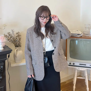 Button-up check jacket