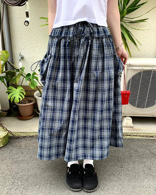 Checked pocket banded long skirt