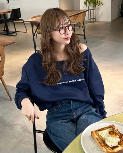 Lettering One-Shoulder Sweatshirt