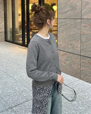 Classic round neck cardigan