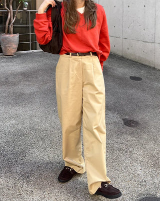 Simple pintuck chino pants