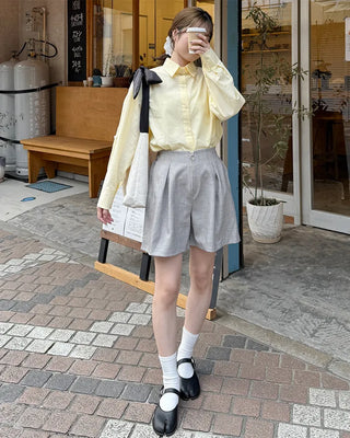 Pastel-colored basic shirt