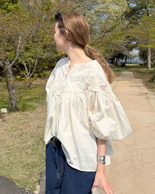 Jacquard lace balloon flare blouse