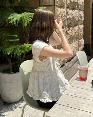 Two-way check sleeveless blouse