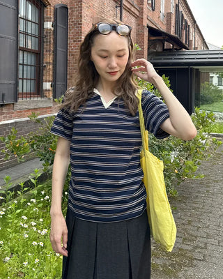 Colored striped short-sleeved T-shirt