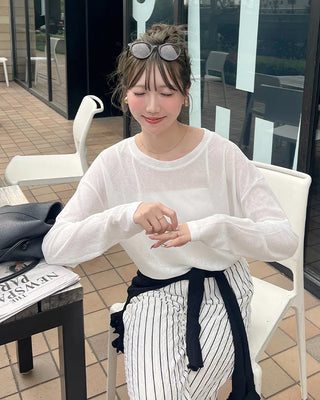 Simple long-sleeved T-shirt