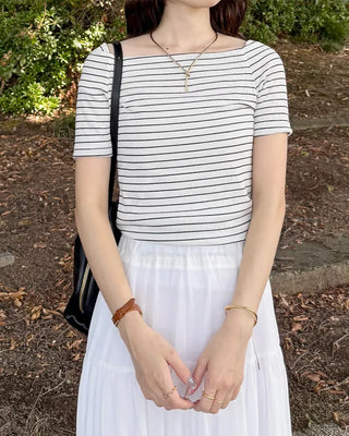 Striped short-sleeved off-shoulder T-shirt