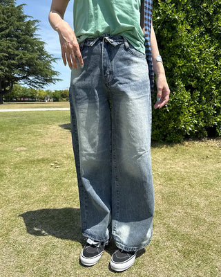 (Unisex) Fold Detail Washed Denim Pants