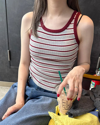 Bordered color sleeveless