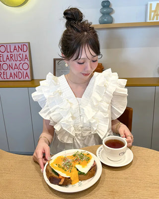 Big volume ruffle top
